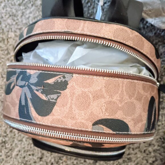 Coach Bow Print Signature Backpack - Picture 6 of 9